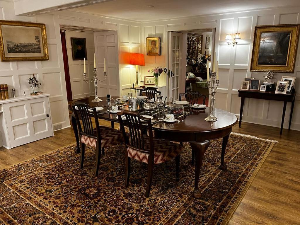 Whitehouse Acomodação com café da manhã Uplawmoor Exterior foto